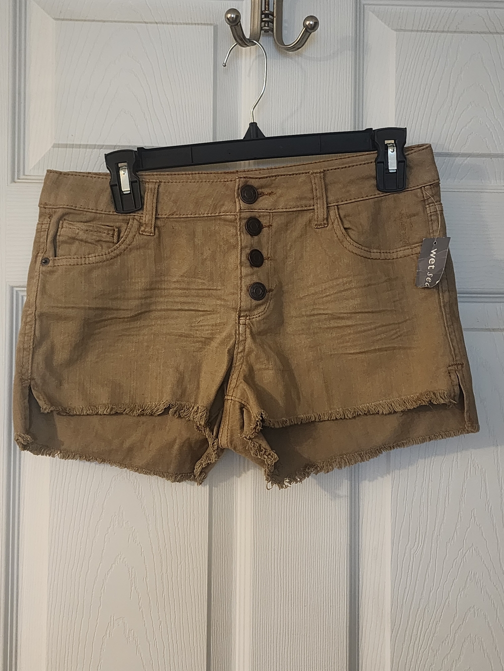 Wet Seal Tan Frayed Hem Button-Front Jean Shorts